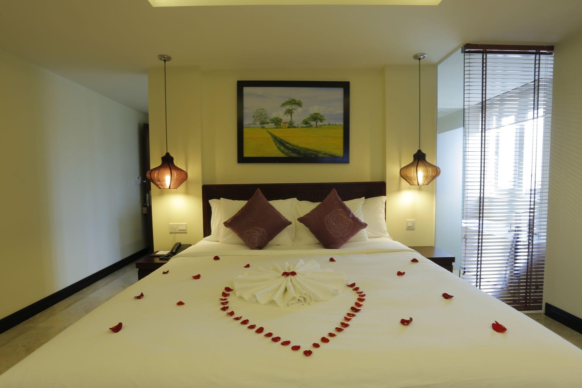 River Suites Hoi An Exterior foto